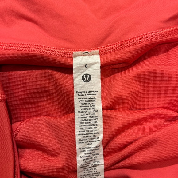 Lululemon speed up lined shorts - Picture 2 of 3
